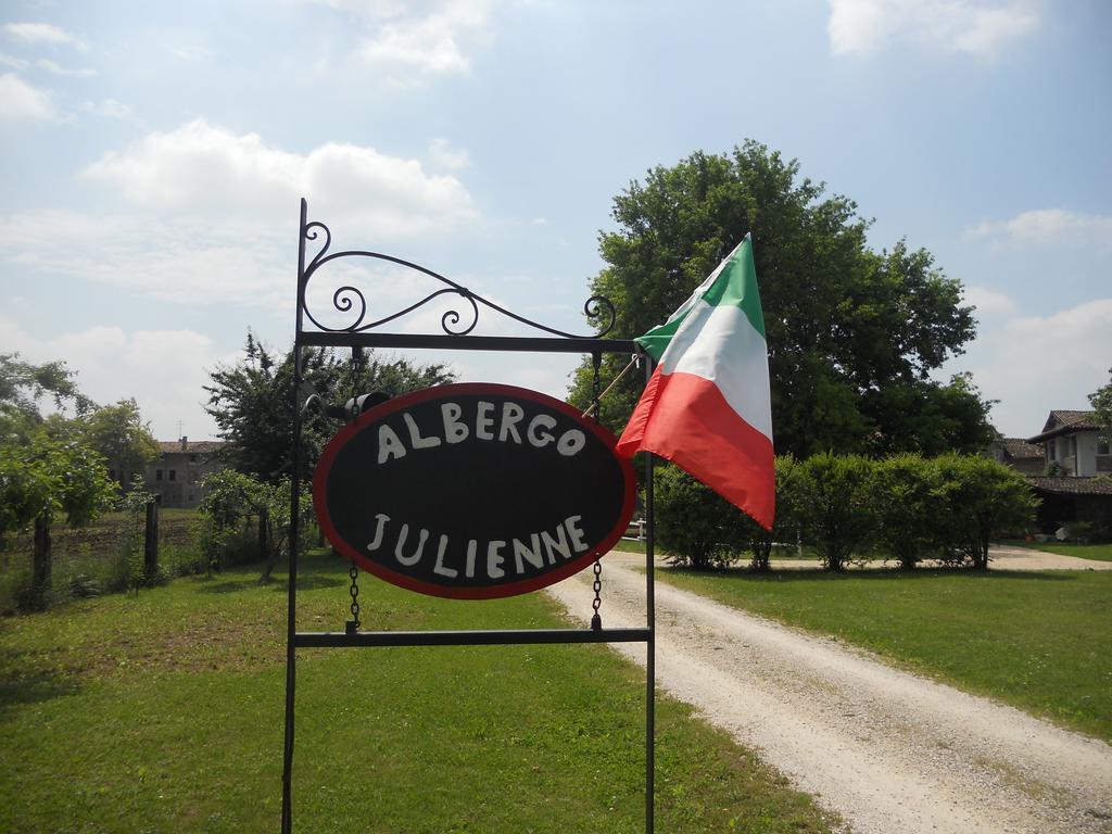 Albergo Julienne Arba Exterior foto